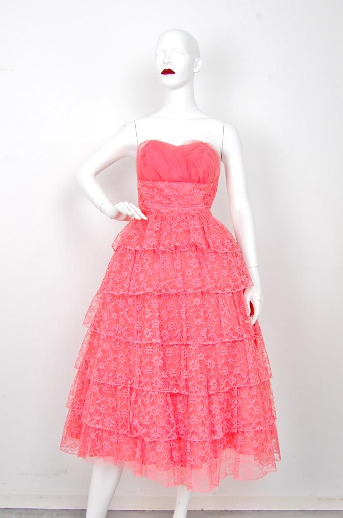 ADR001553 ピンクレースドレス