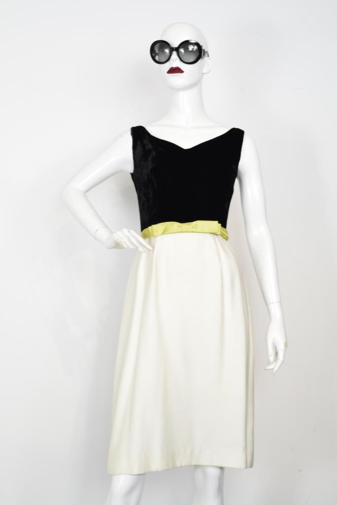 ADR001865 ブラックホワイトスカートドレス