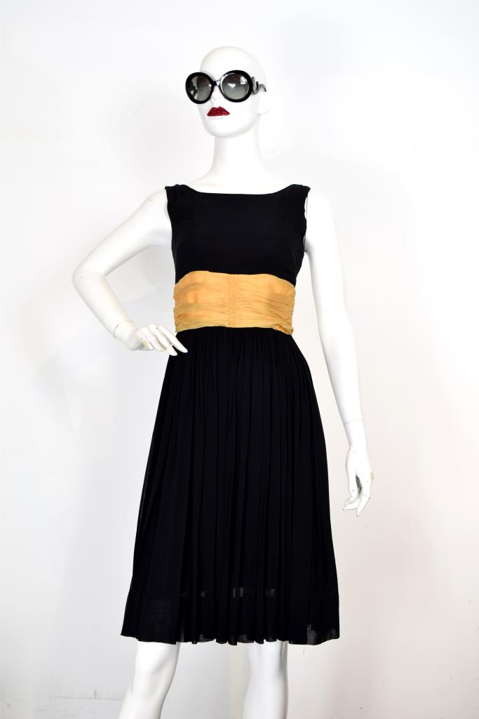 ADR001951 ブラックゴールドベルトドレス