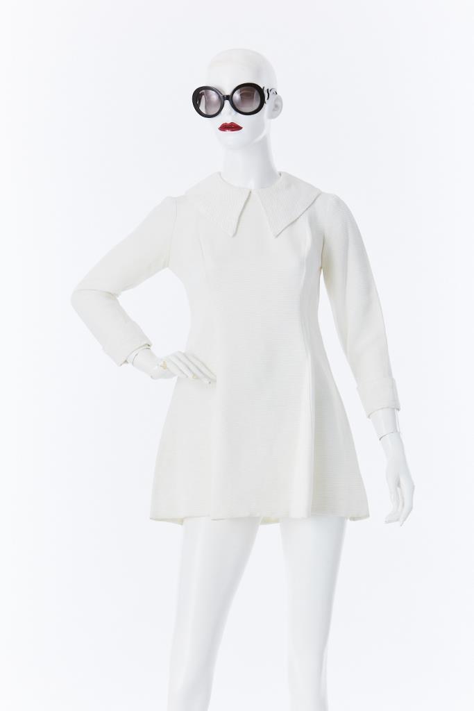 ADR500034 ビックカラーホワイトドレス