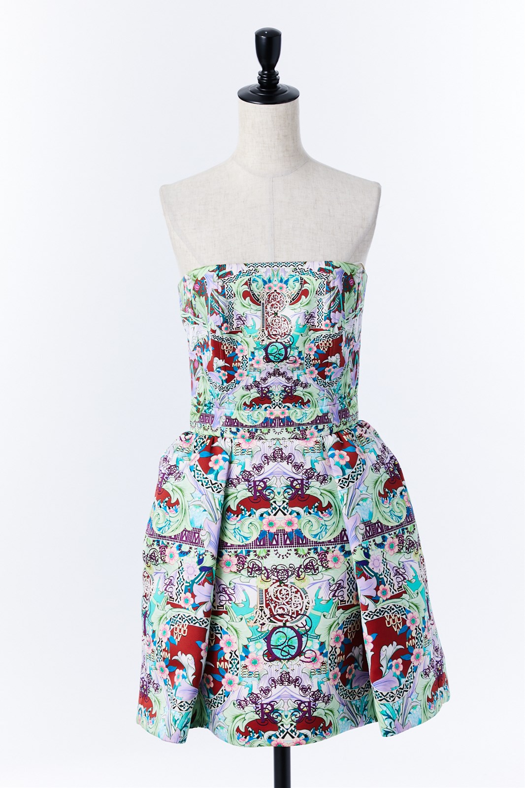 DR556905 MARY KATRANTZOU