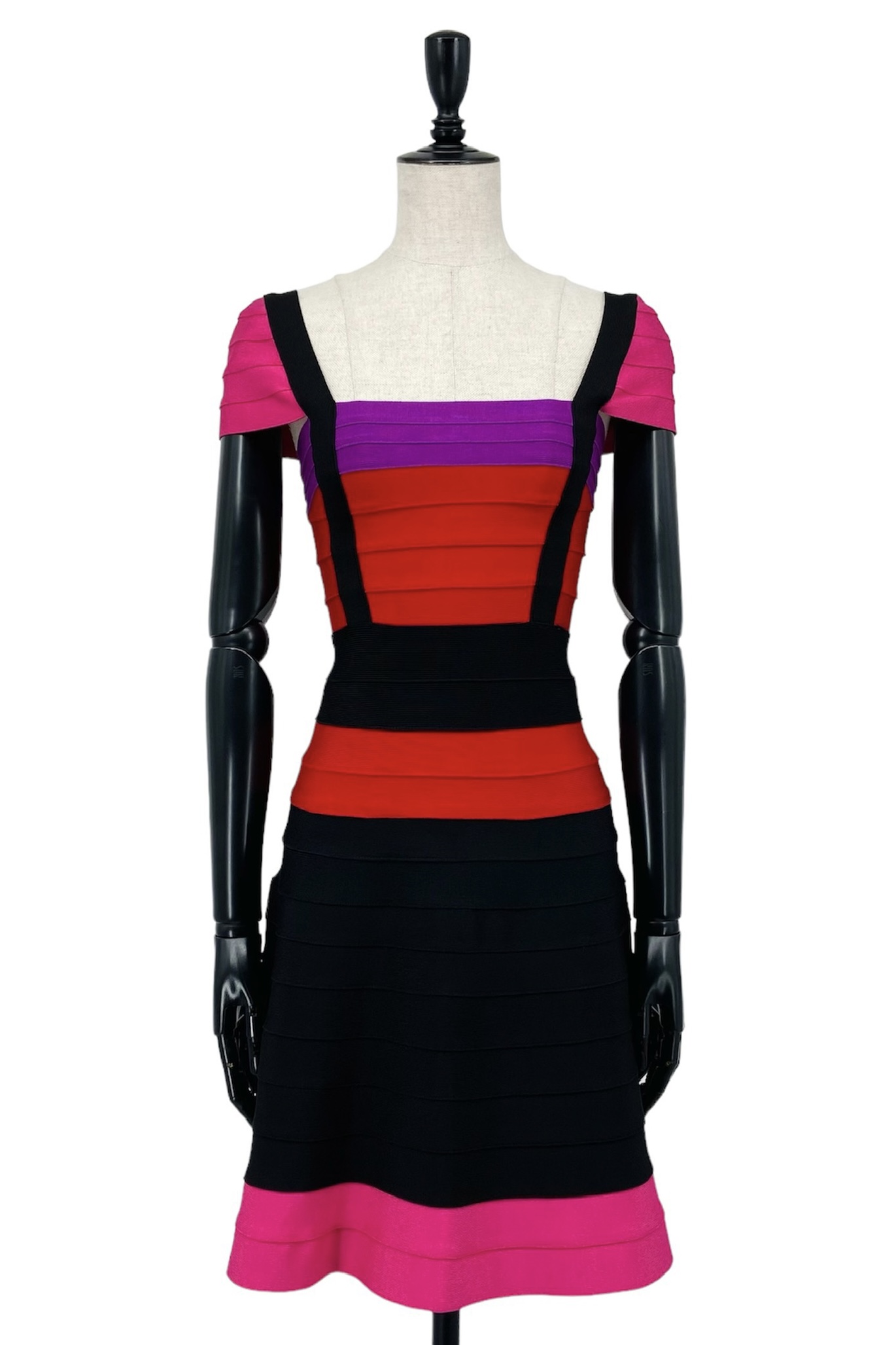 DR557461 Herve Leger