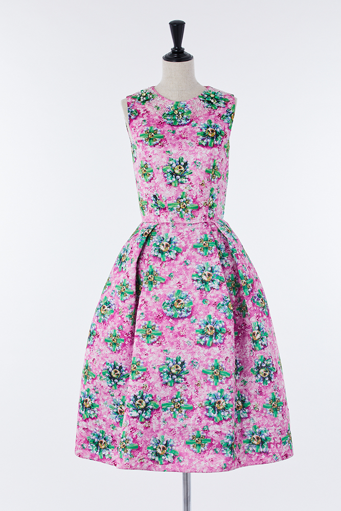 DR557462 MARY KATRANTZOU