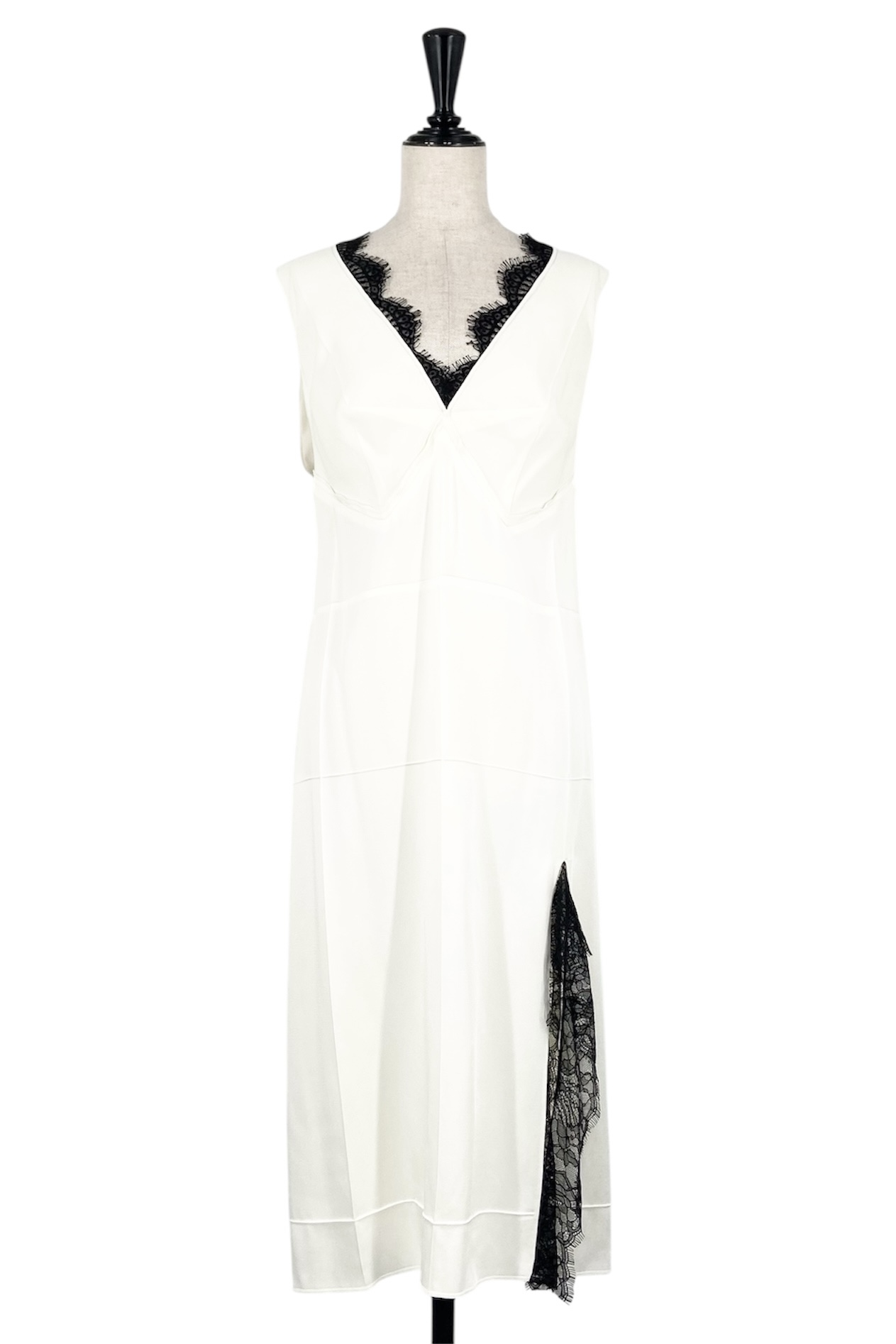 DR559583 VICTORIA BECKHAM