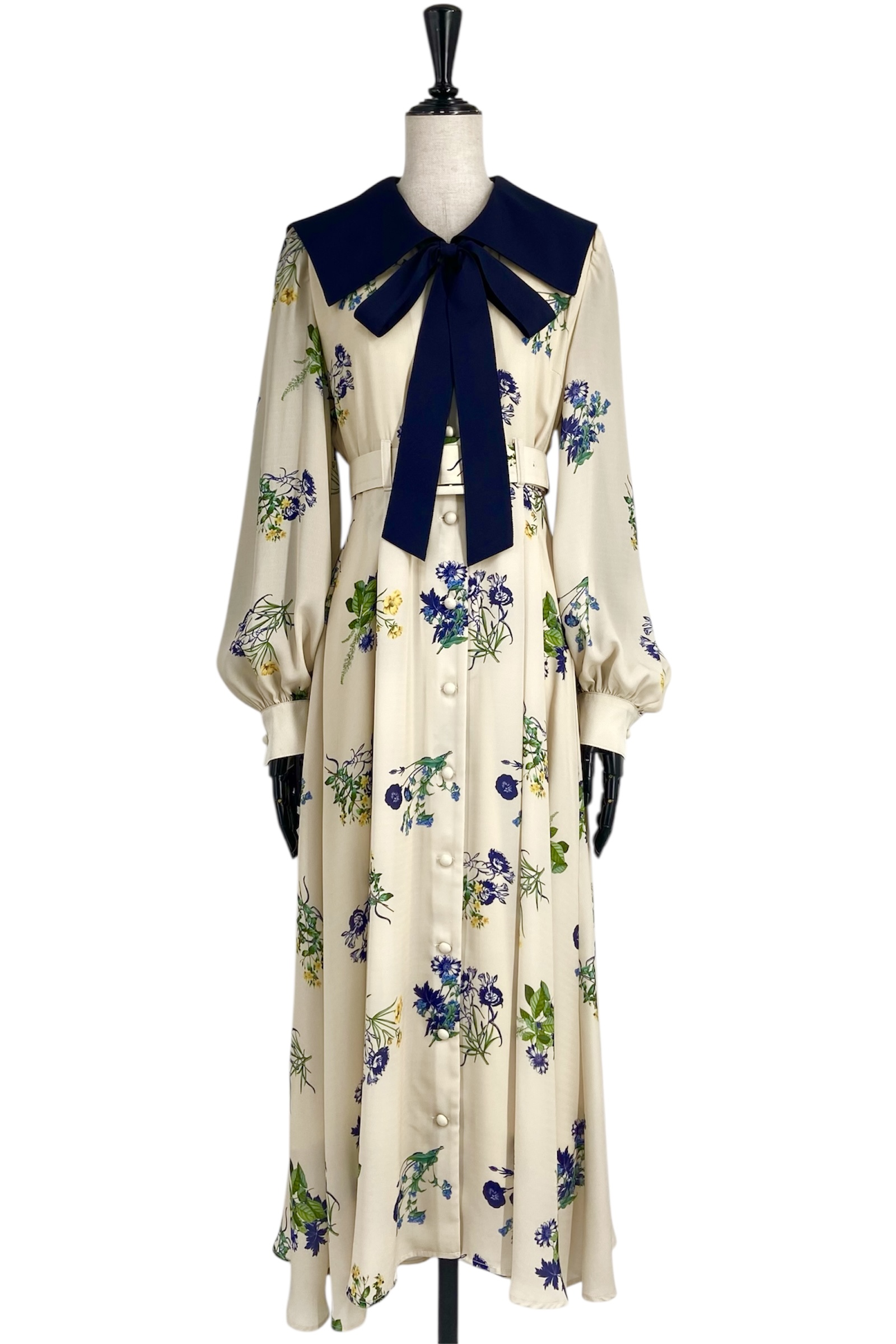 DR559614 And Couture