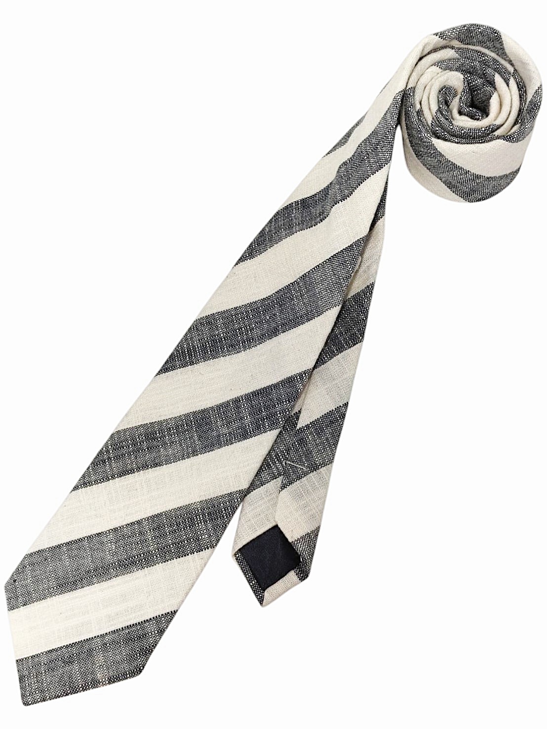 FA556301　TIE