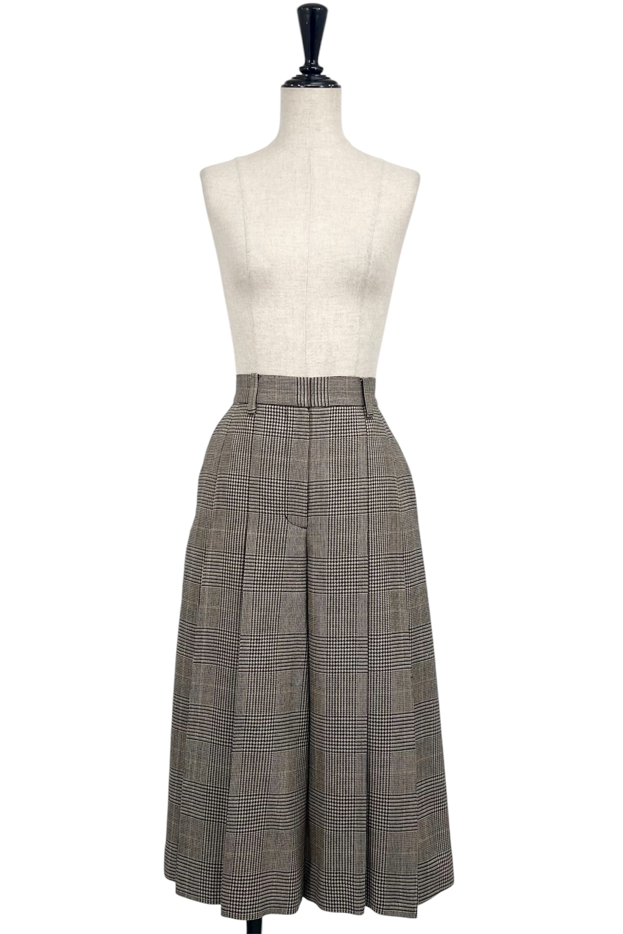 PA556063 J&M DAVIDSON