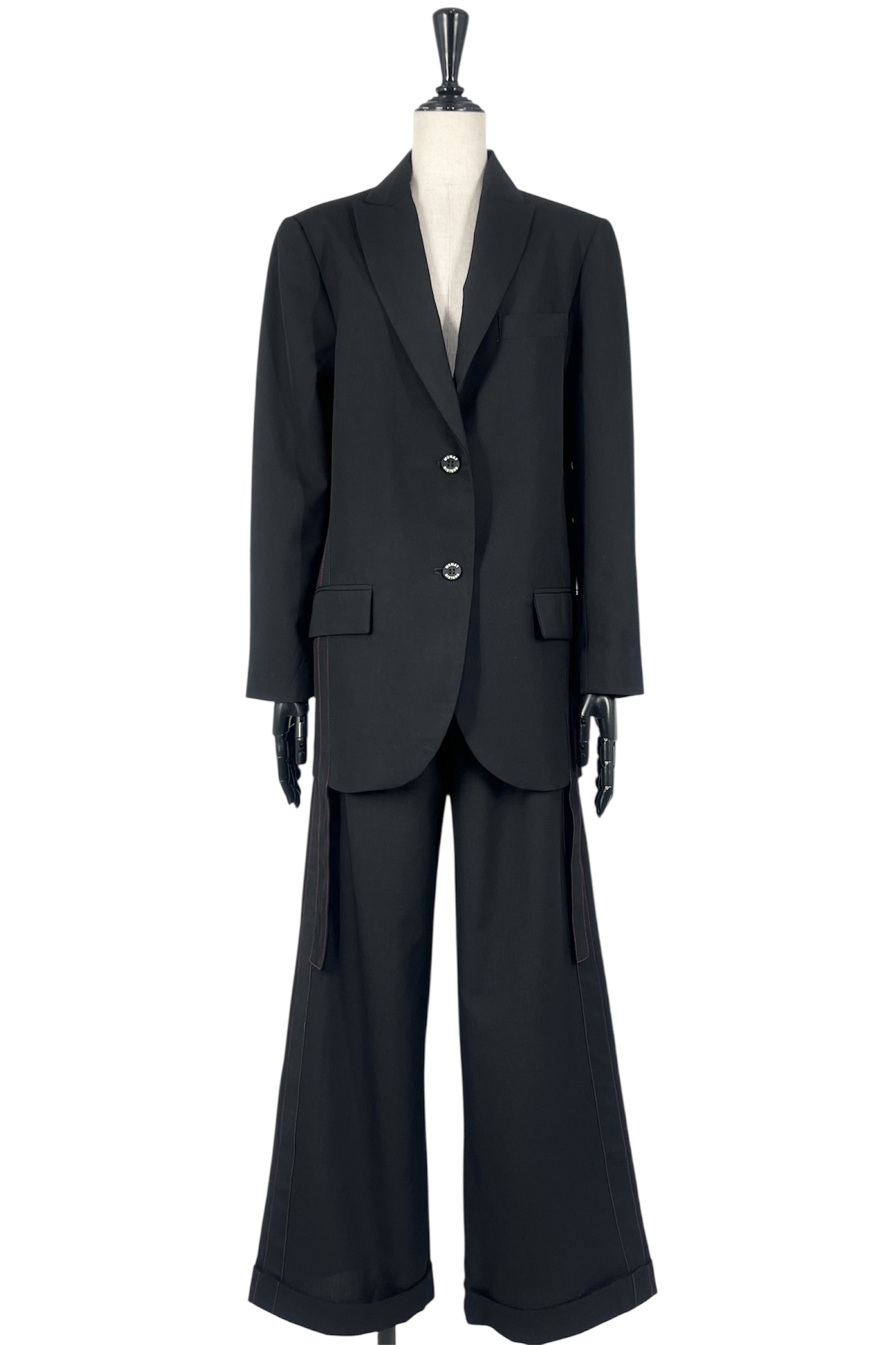 SE555846 MUNAY SISTERS