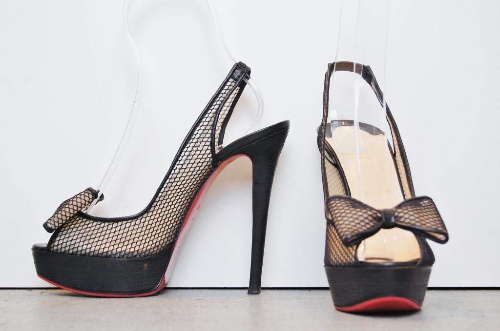 SH008153 Christian Louboutin 38.5