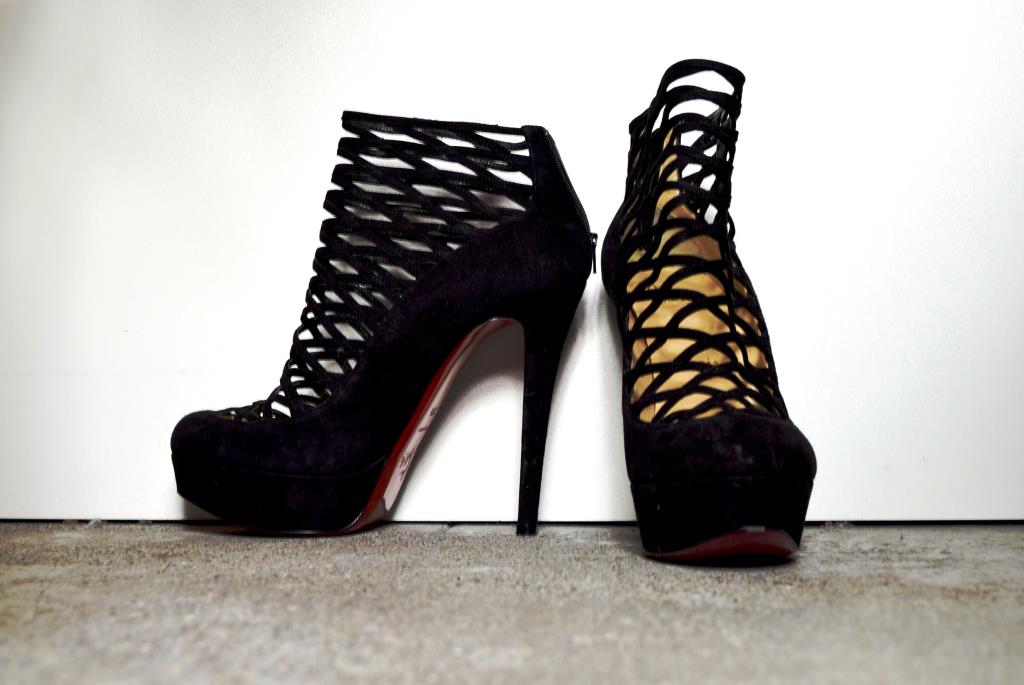 SH008885 Christian Louboutin 38.5