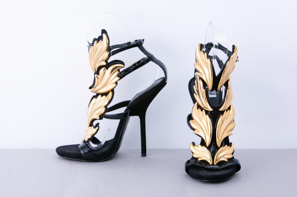 SH008900 GIUSEPPE ZANOTTI 36