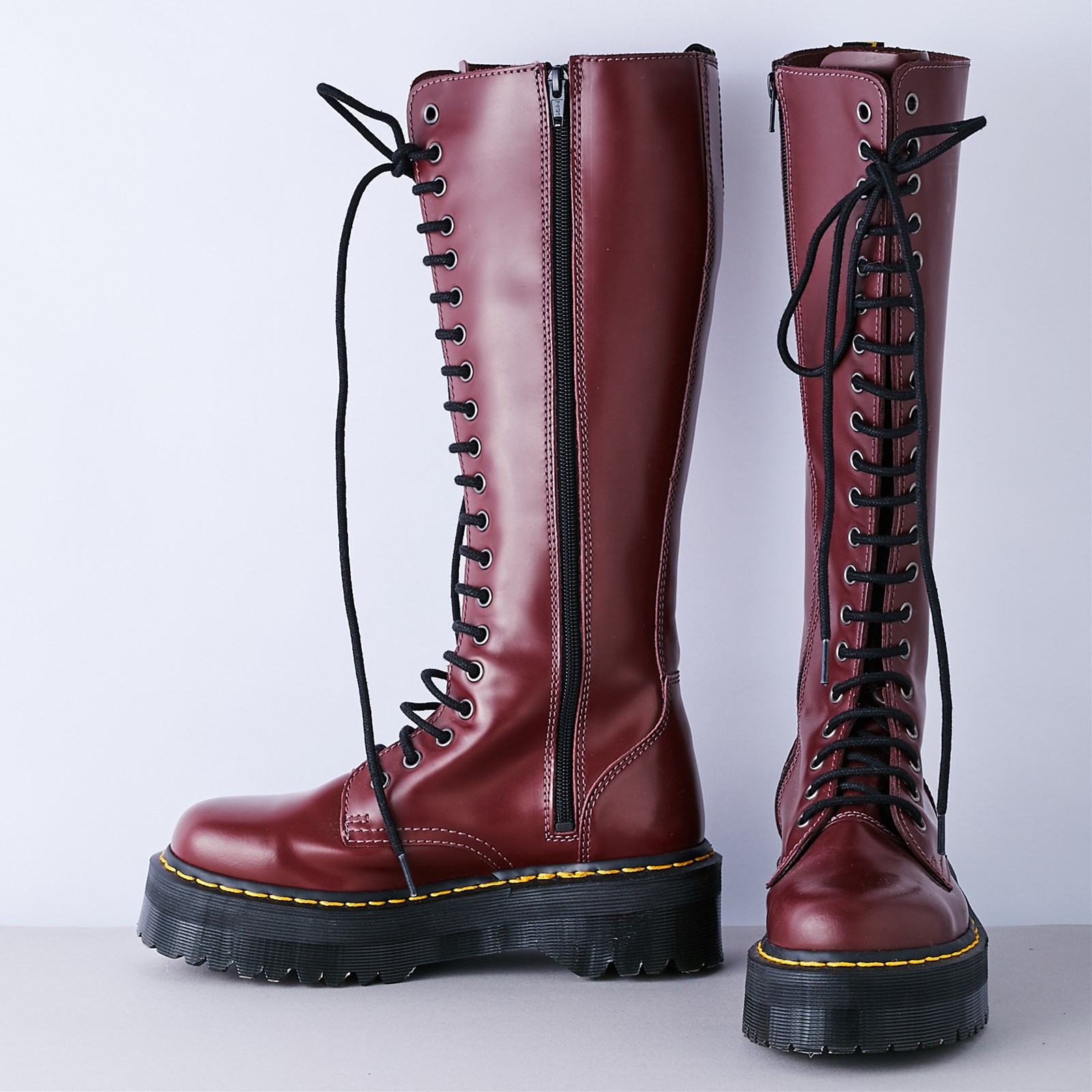 SH505136 Dr.Martens 38