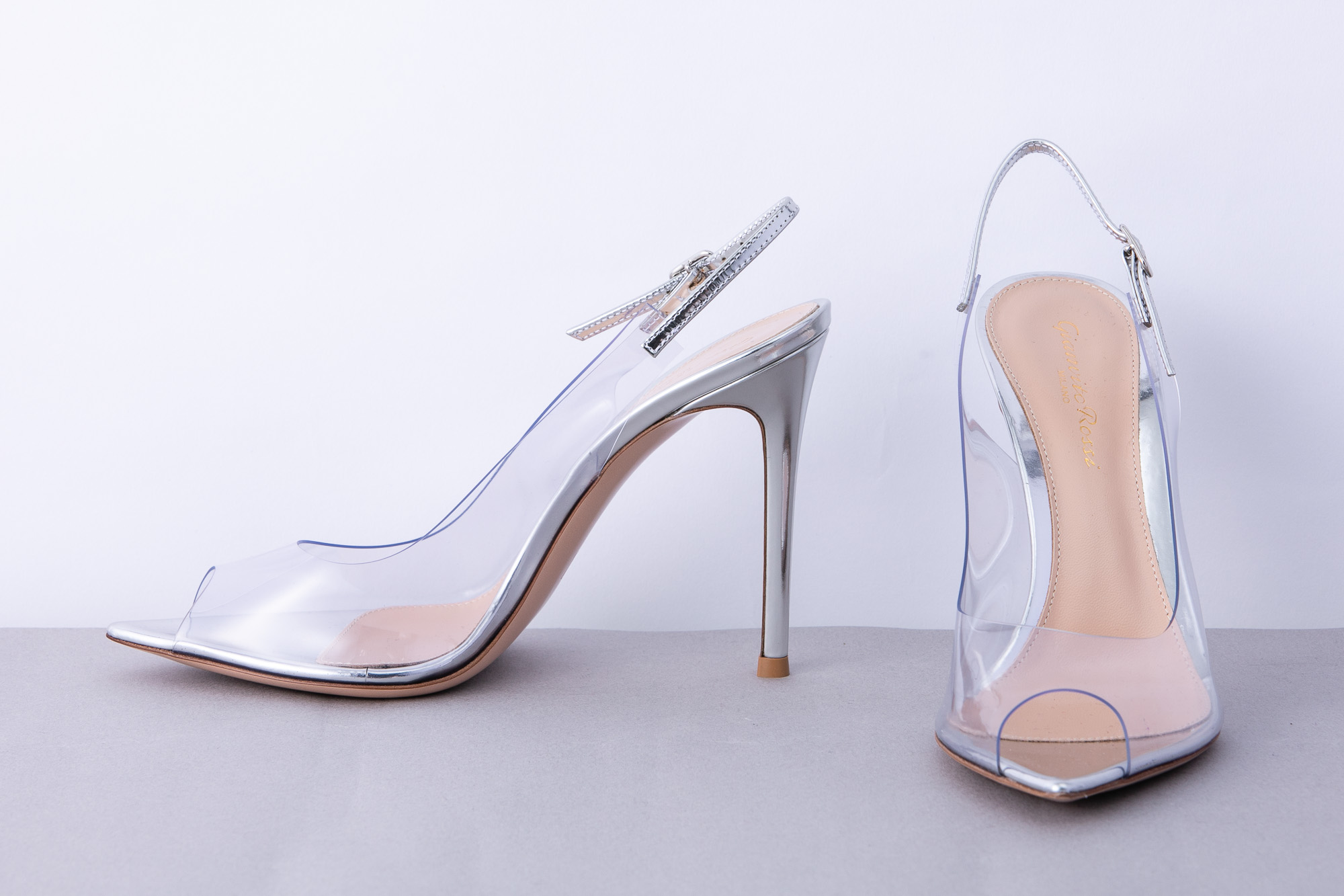 SH555401 Gianvito Rossi 37