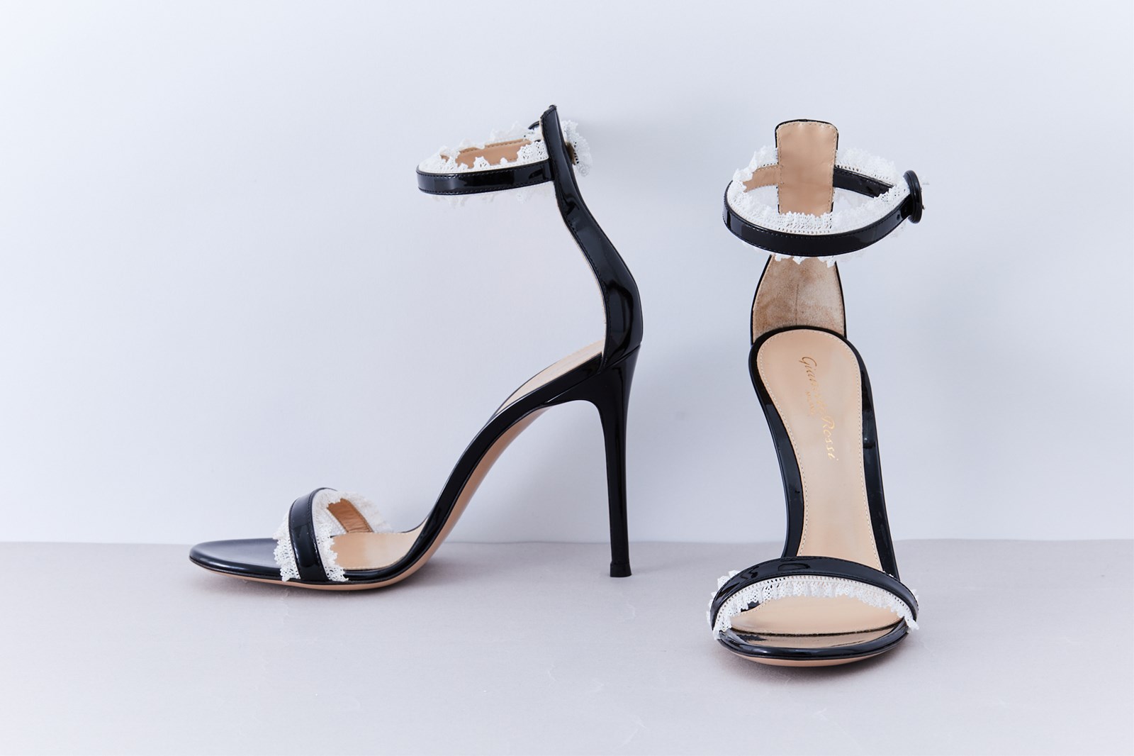 SH556269 Gianvito Rossi 37