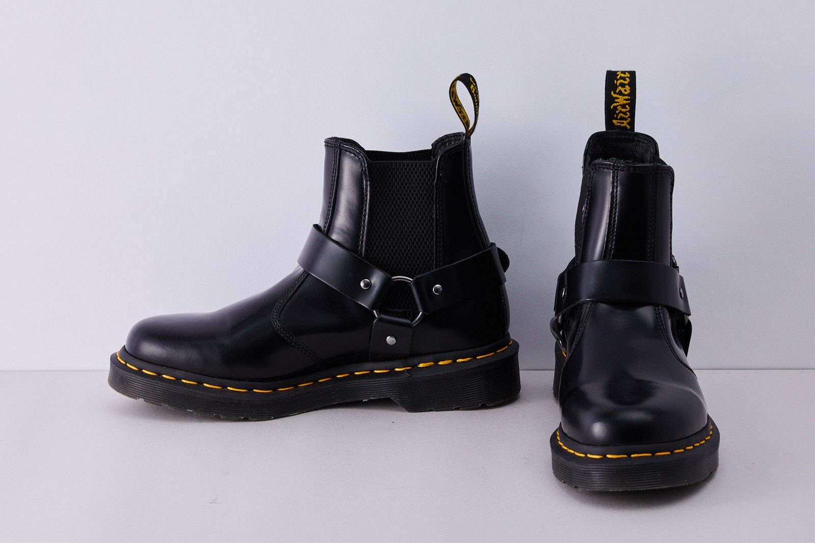 SH556707 Dr.Martens 38