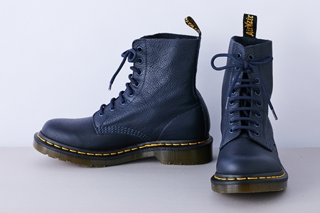 SH557313 Dr.Martens 36