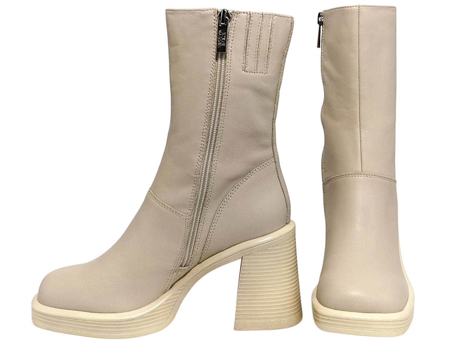 SH558883 Steve Madden　37