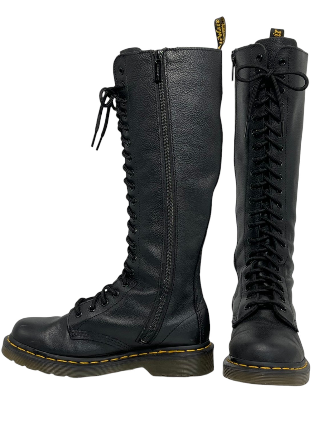 SH559047 Dr.Martens  39