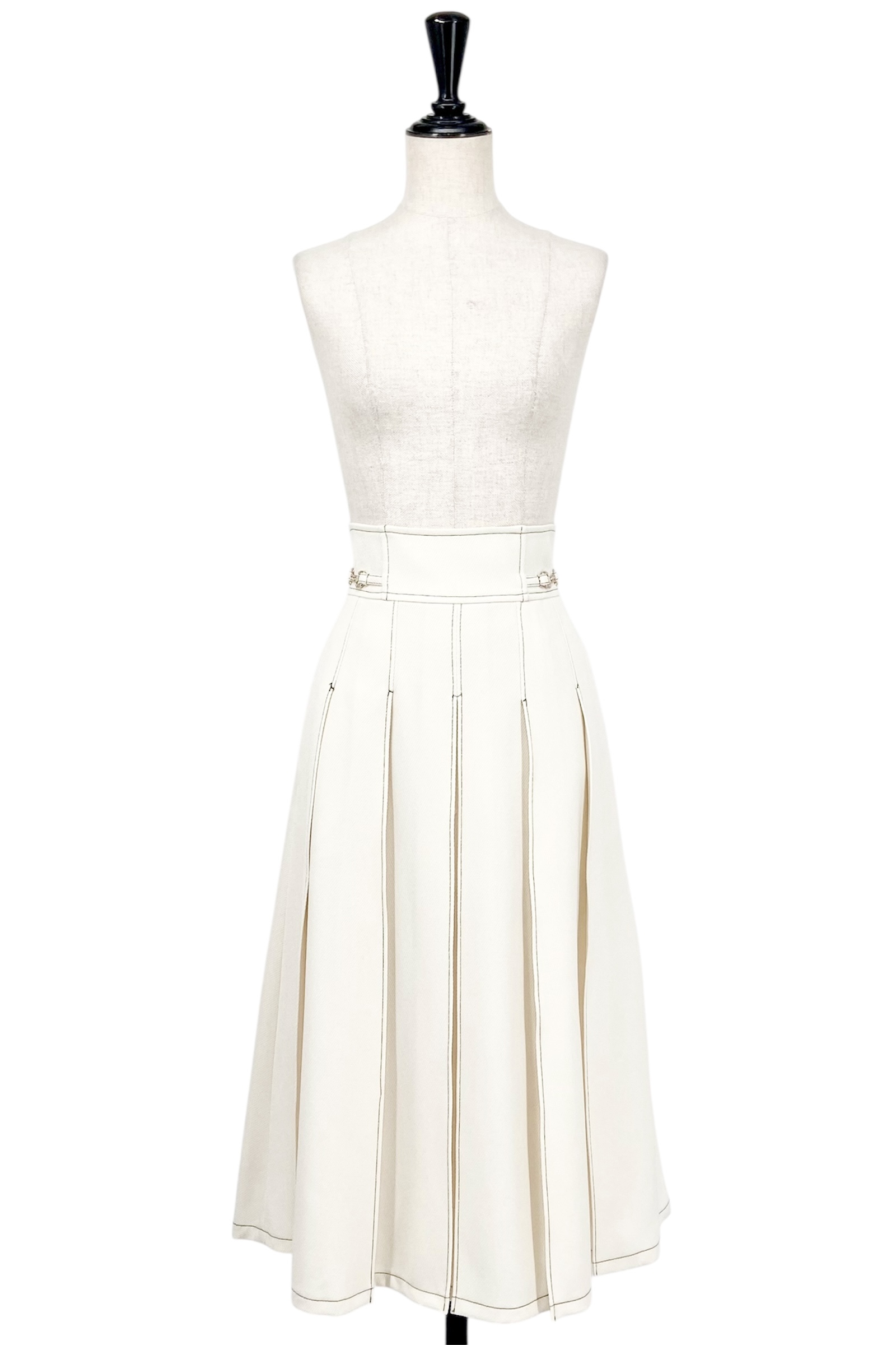 SK557140 JILL STUART
